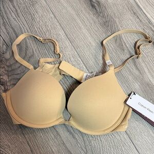 NWT CALVIN KLEIN PLUNGE PUSH-UP NUDE BRA STYLE QF1120 SIZE 32A